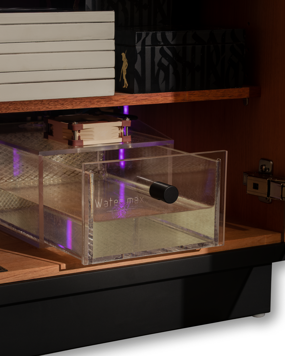 THE HUMIDOR